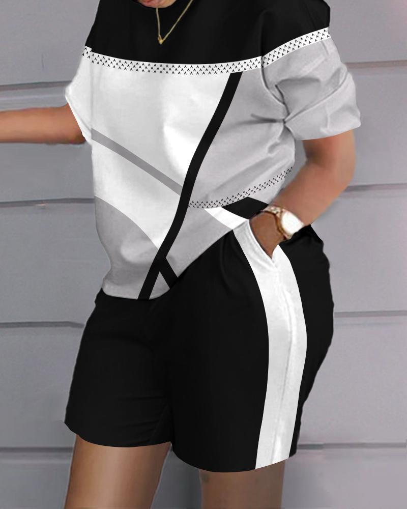 😍 Modny damski garnitur casual w stylu hip-hop (top + spodenki)
