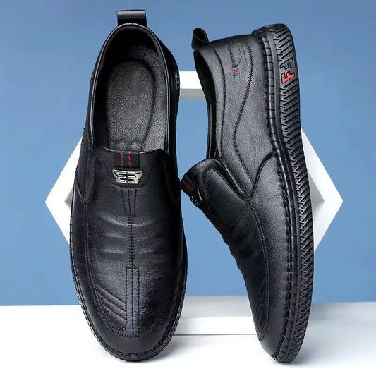 🔥【Časovno omejena ponudba: 50 % popust!!】🔥[Velikosti 38–44]👞Mehki usnjeni čevlji za starejše moške | Zračni in udobni | Celodnevna hoja brez bolečin