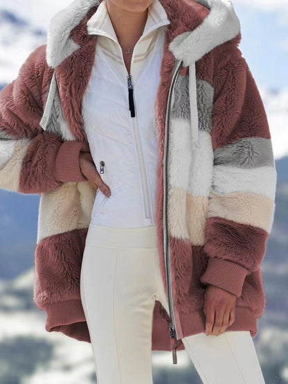 ☃️❄️【Kupite 1, dobite 1 brezplačno】[S-5XL] Ženska jakna 2025 s kontrastnimi črtami iz debelega pliša