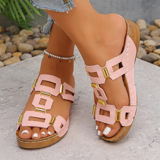 👡【Udobni in sproščujoči za hojo】Retro sandali s peto (z oporo za stopalski lok)