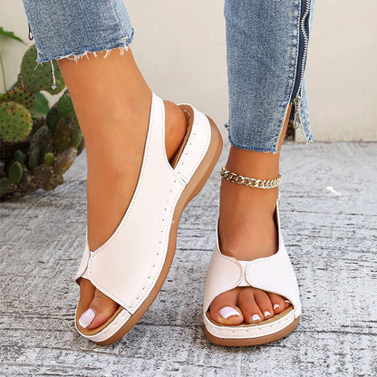 👡 Premium rimski sandali iz kravje kože – debel anatomski podplat, hitro zapenjanje z ježkom in velike velikosti 36–43! ☀️✨