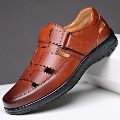 【38-44】👞Sandalias casuales antideslizantes de cuero genuino transpirables con diseño calado para hombre, colección verano 2026